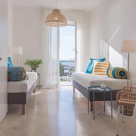 Kaia Light, Sea And Relaxation In