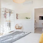Kaia Light, Sea And Relaxation In 欧斯佩达蒂
